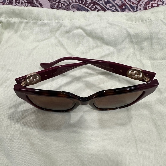 Gucci Women's Burgundy and Brown Sunglasses - Picture 3 of 7